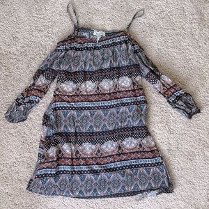 Adara Cold Shoulder Tunic-esque Top